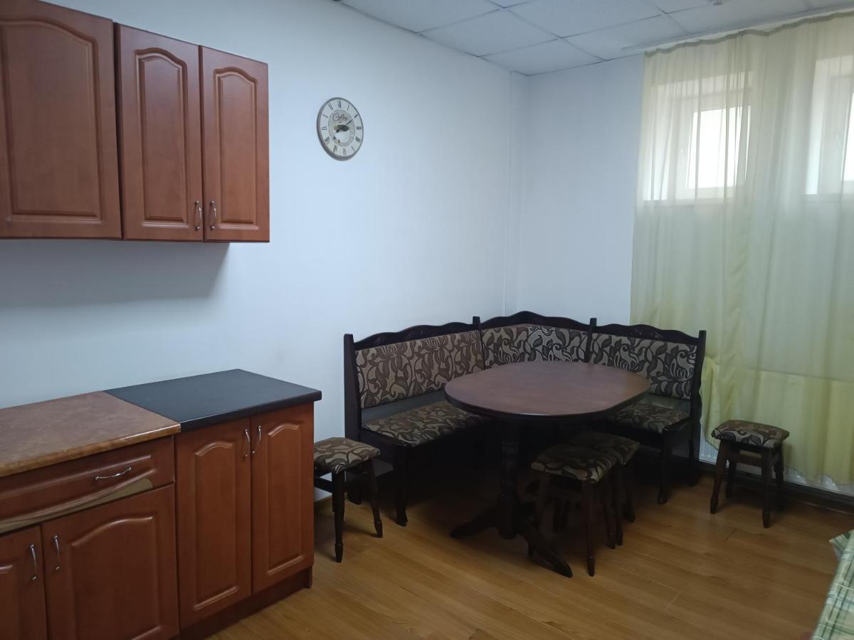 Apartments Domovik On Valenberga 3 穆卡切沃 外观 照片