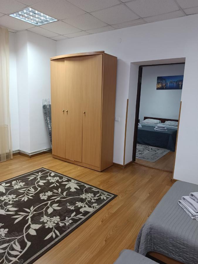 Apartments Domovik On Valenberga 3 穆卡切沃 外观 照片